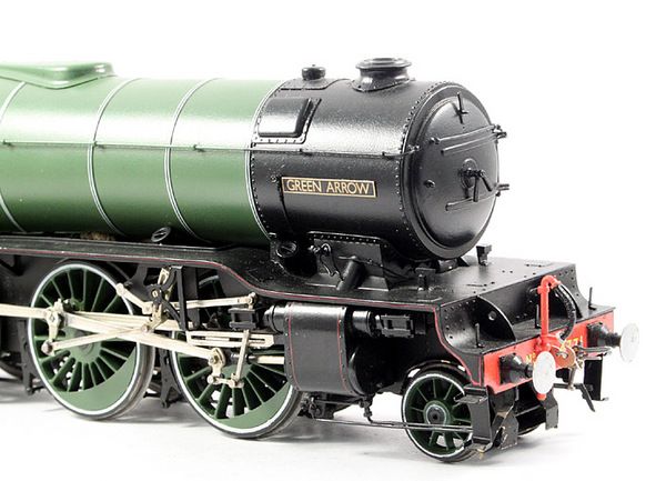 DJH O GAUGE KIT BUILT GREEN ARROW CLASS V2 LNER GREEN 2 6 2 