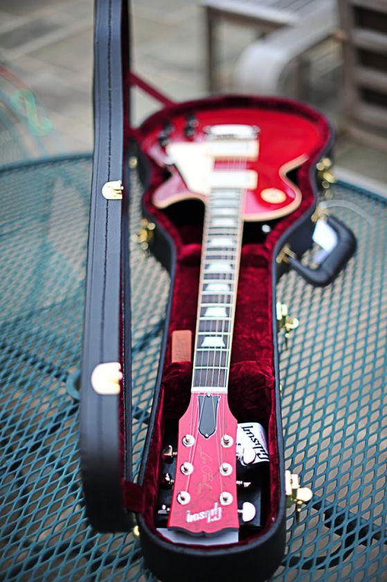 2011 GIBSON LES PAUL CUSTOM SHOP STANDARD LTD RED SATIN RUN OF ONLY 6 