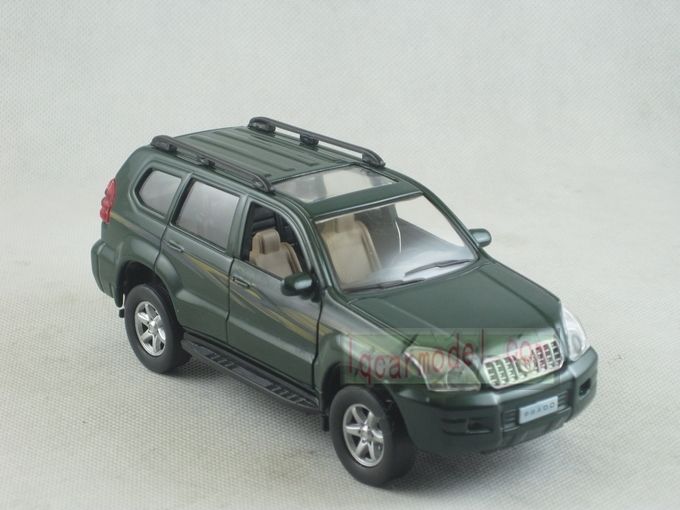   32 Toyota Land Cruiser PRADO green pull back car Metal Die Cast model