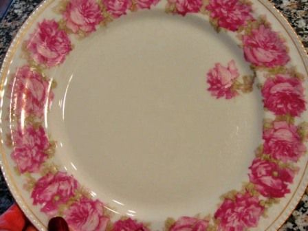   HAVILAND LIMOGES DROP ROSE DOUBLE GOLD TRIM LUNCH PLATE NO CENTER ROSE