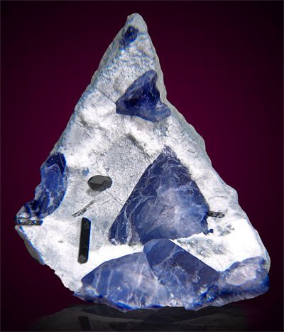 SharpBlue BENITOITE 3Pointed Crystals+Matrix CA  