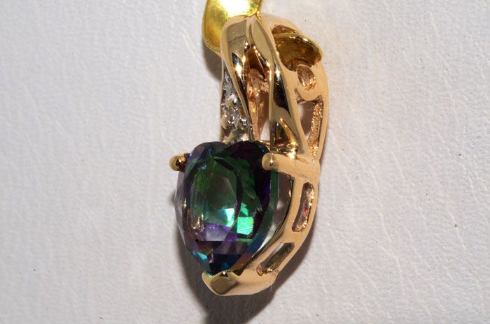 22CT MYSTIC TOPAZ & DIAMOND 2 STONE HEART PENDANT  