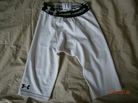 UNDER ARMOUR Boys Small LONG BOXERS  