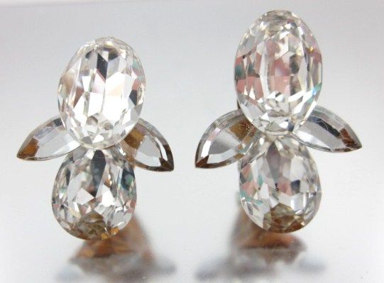 WENDY GELL Crystal Cluster Floral Gold Vntg Earrings  