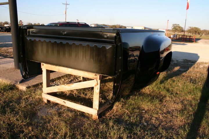 2011   2012 Chevrolet 3500 Pickup Bed / Truck Box With Tailgate  