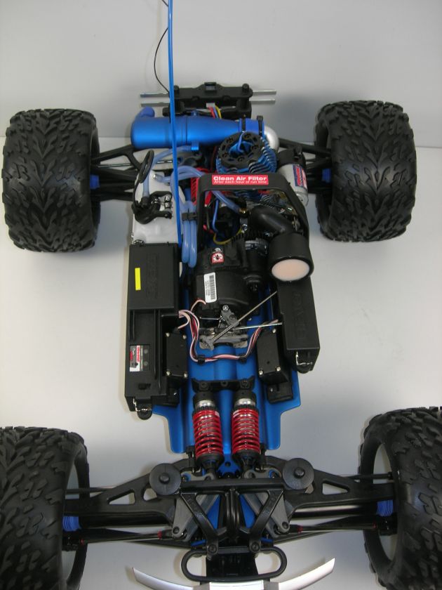 TRAXXAS REVO 3.3 Nitro Monster RC Truck with radio  