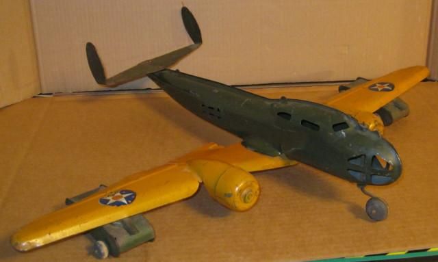 RARE VINTAGE BUDDY L TANK TRANSPORT AIRPLANE W/TANKS  