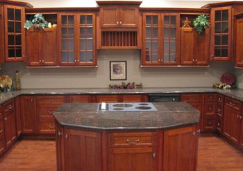 Cherry Shaker 10 x 10 RTA Kitchen Cabinet Furniture  