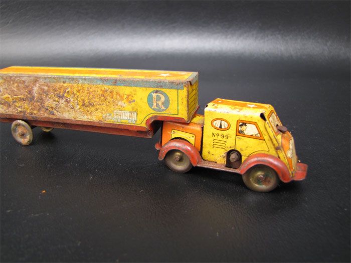 Vintage Ranger Motor Line Wind Up Tin Tractor Trailer  