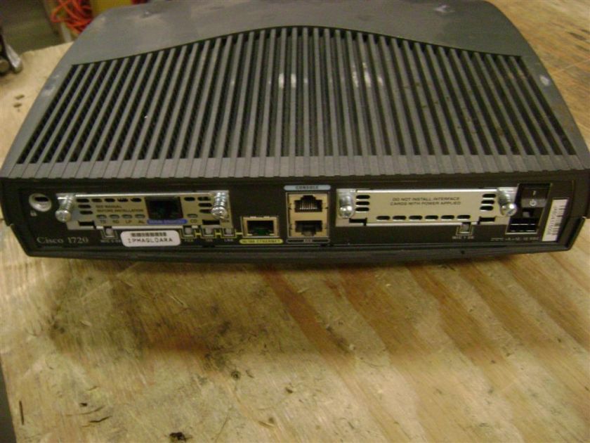 Cisco 1700 Series Router w/ 56k/64k DSU/CSU card 1720  