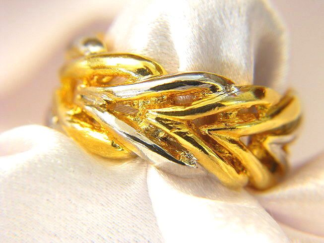 Vintage Ring ~ Womens Costume Fashion Jewelry b5  