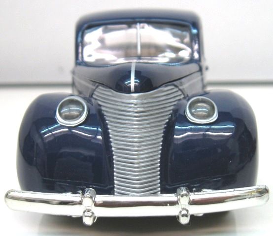 Welly 1940 Ford Deluxe Coupe Blue 1/24  