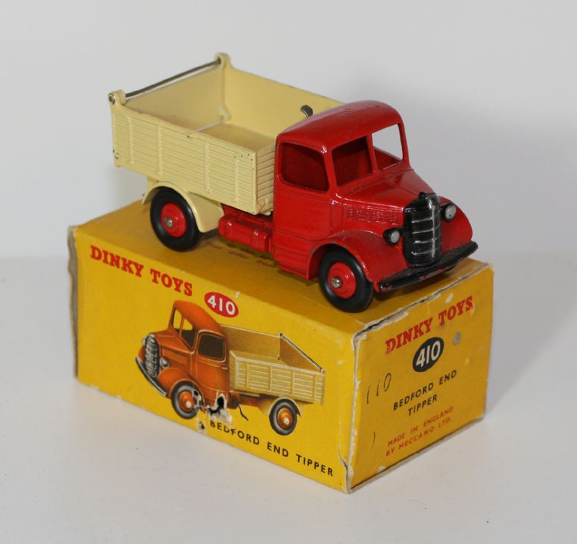 MECCANO DINKY TOYS