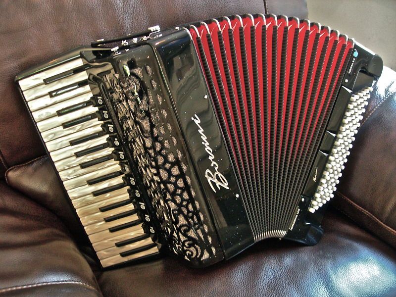 NEW Borsini Vienna K8 Double Tone Chamber Accordion  