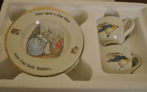   CHILDRENS Tea China Set by WEDGWOOD 6 piece made in England IN BOX