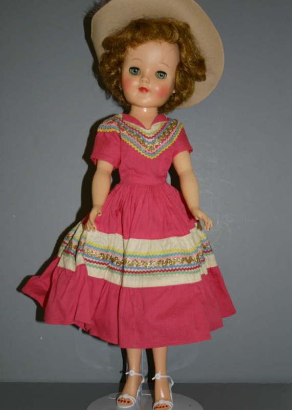 EFFanBEE CHAMPAGNE LADY VINTAGE VINYL DOLL ca1959  