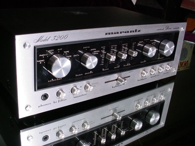 Marantz Stereo Preamplifier Model 3200  