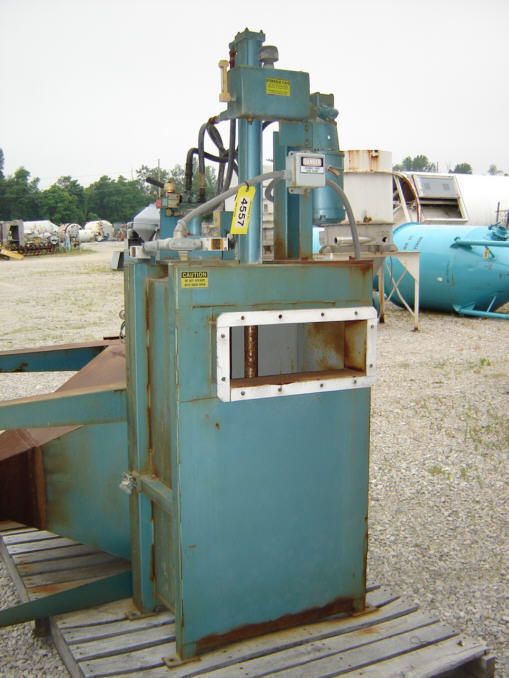 USED YOUNG BALER BAG COMPACTOR  