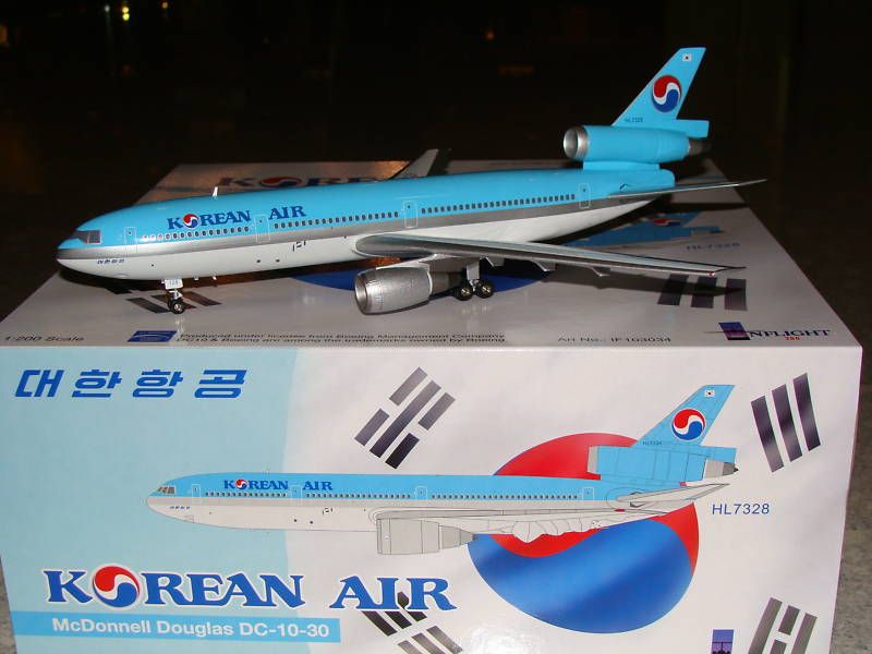 Inflight 200 Korean Air Douglas DC 10  30 HL 7328  