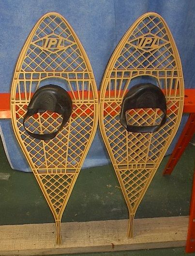 POLY Snowshoes 35x11 Snow Shoes GREAT L@@K  