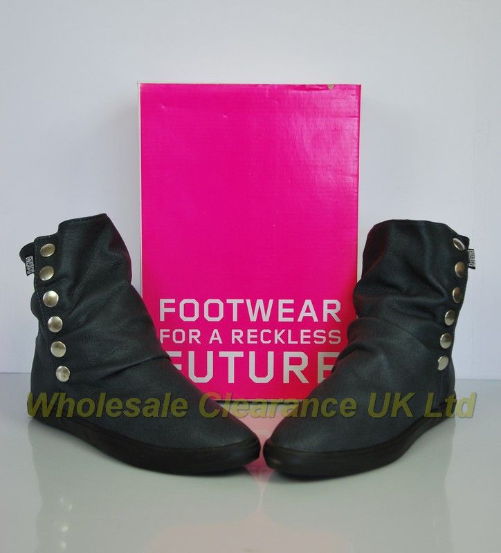 WHOLESALE LOT CHEAPO DARK GREY LEATHER FEEL ANKLE BOOT  