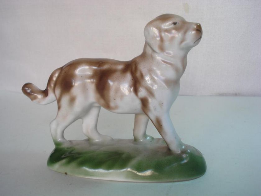 1940s ANTIQUE PORCELAIN DOG FIGURINE – RETRIEVER  