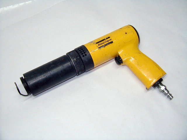 Atlas Copco Recoilless Aircraft Rivet Gun Riveter ~ LARGE  