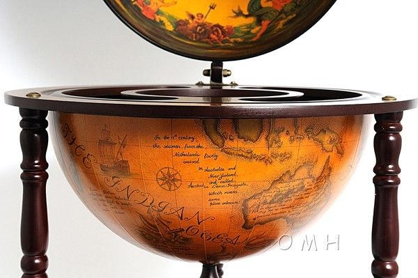 Unique Old World Style Globe Hidden Home Bar Furniture  