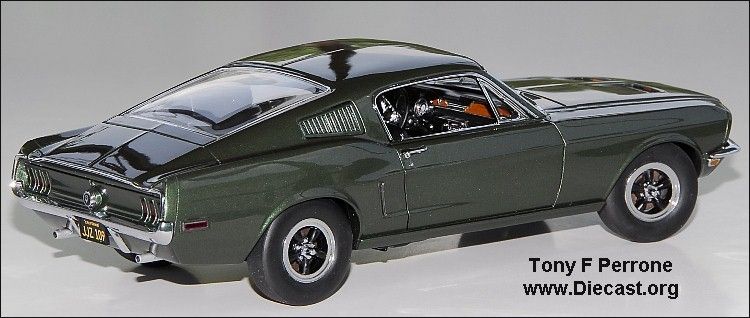 Danbury Mint 124 1968 Ford Mustang GT  Bullitt diecast car