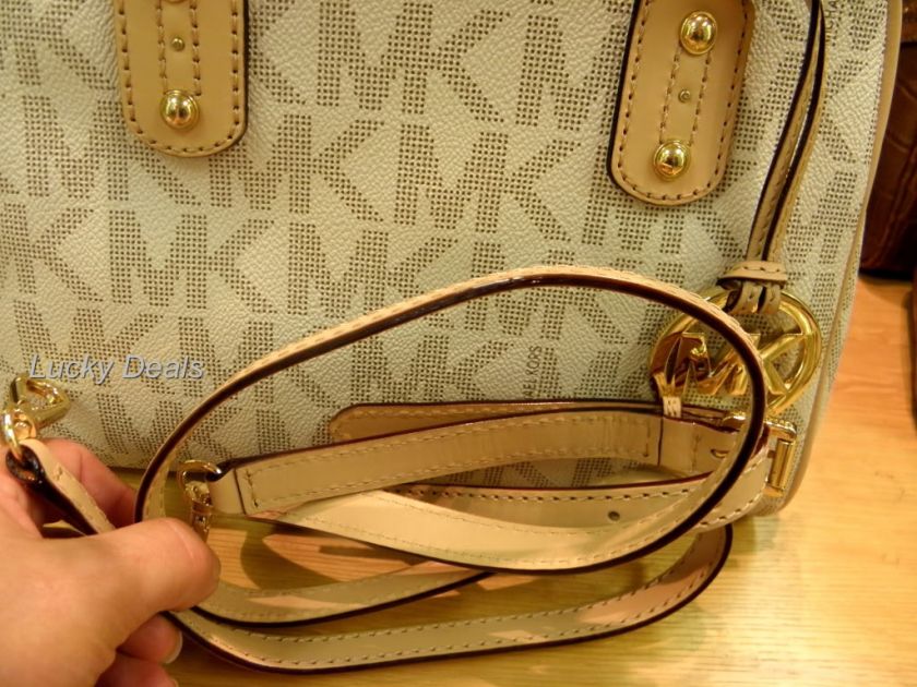 New MICHAEL KORS small MK SIGNATURE Satchel Handbag Bag VANILLA PVC 