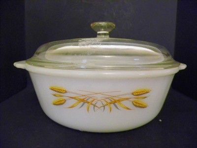 VNT Fire King Wheat 2 QT Casserole Dish Baker Lid Round  