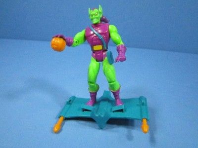   JOINTED MARVEL GREEN GOBLIN & GLIDER FROM SPIDERMAN WITH ACCESSORIES