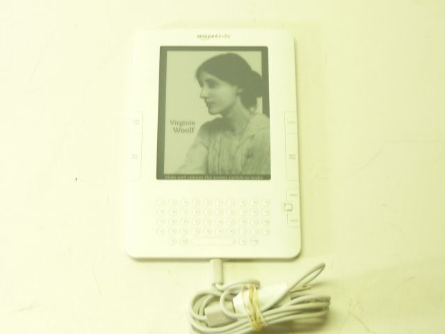  KINDLE 2 D00511 WIRELESS EBOOK READER  